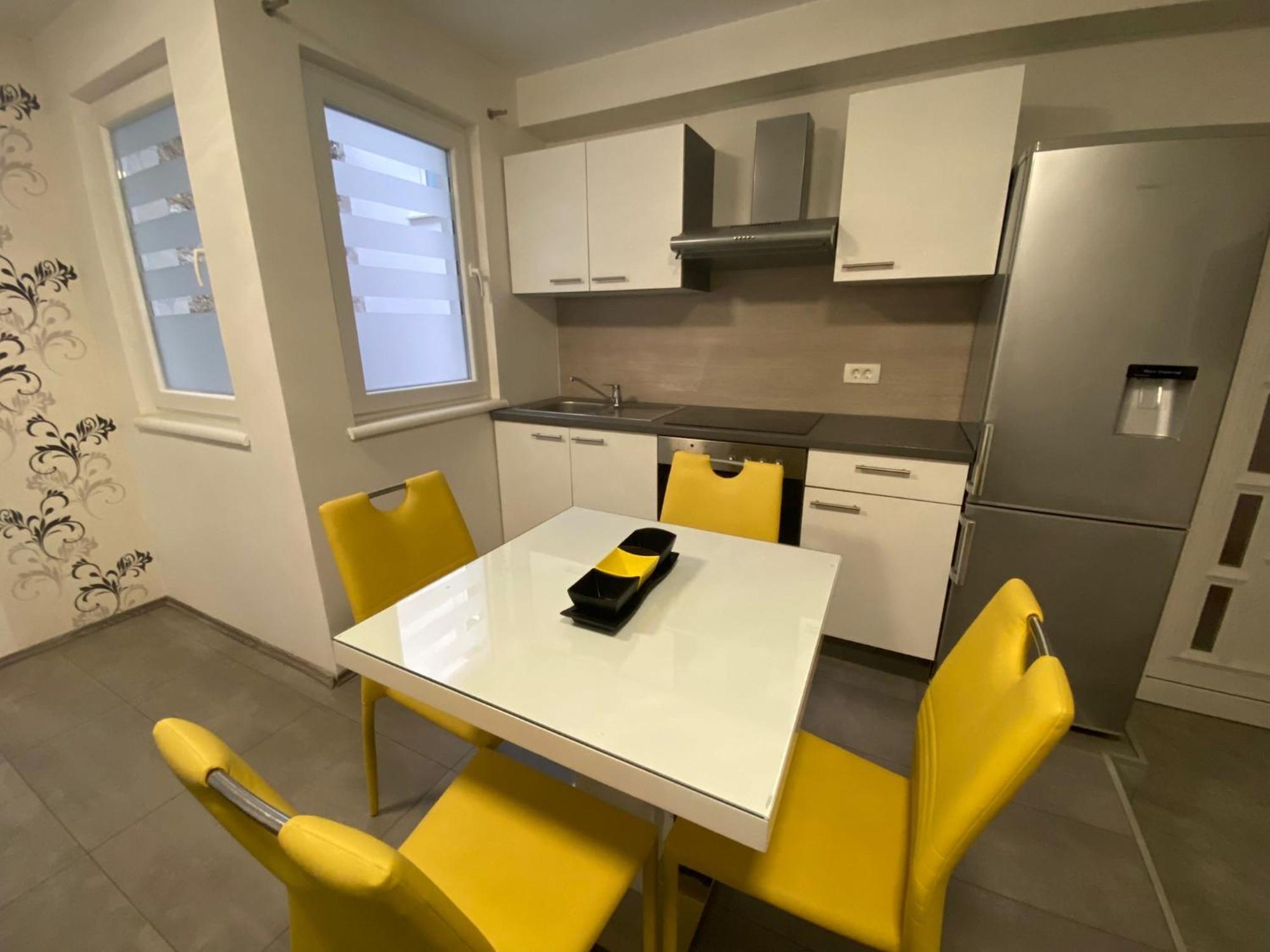 Apartments Suzi Цриквениця Екстер'єр фото